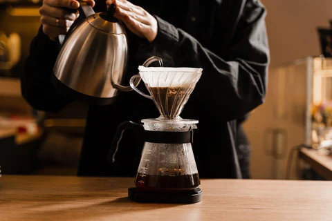 Vertido V60 con kettle